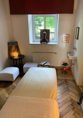 Massage Raum Treatmentroom Munich, Braystr. 10, 81677 München